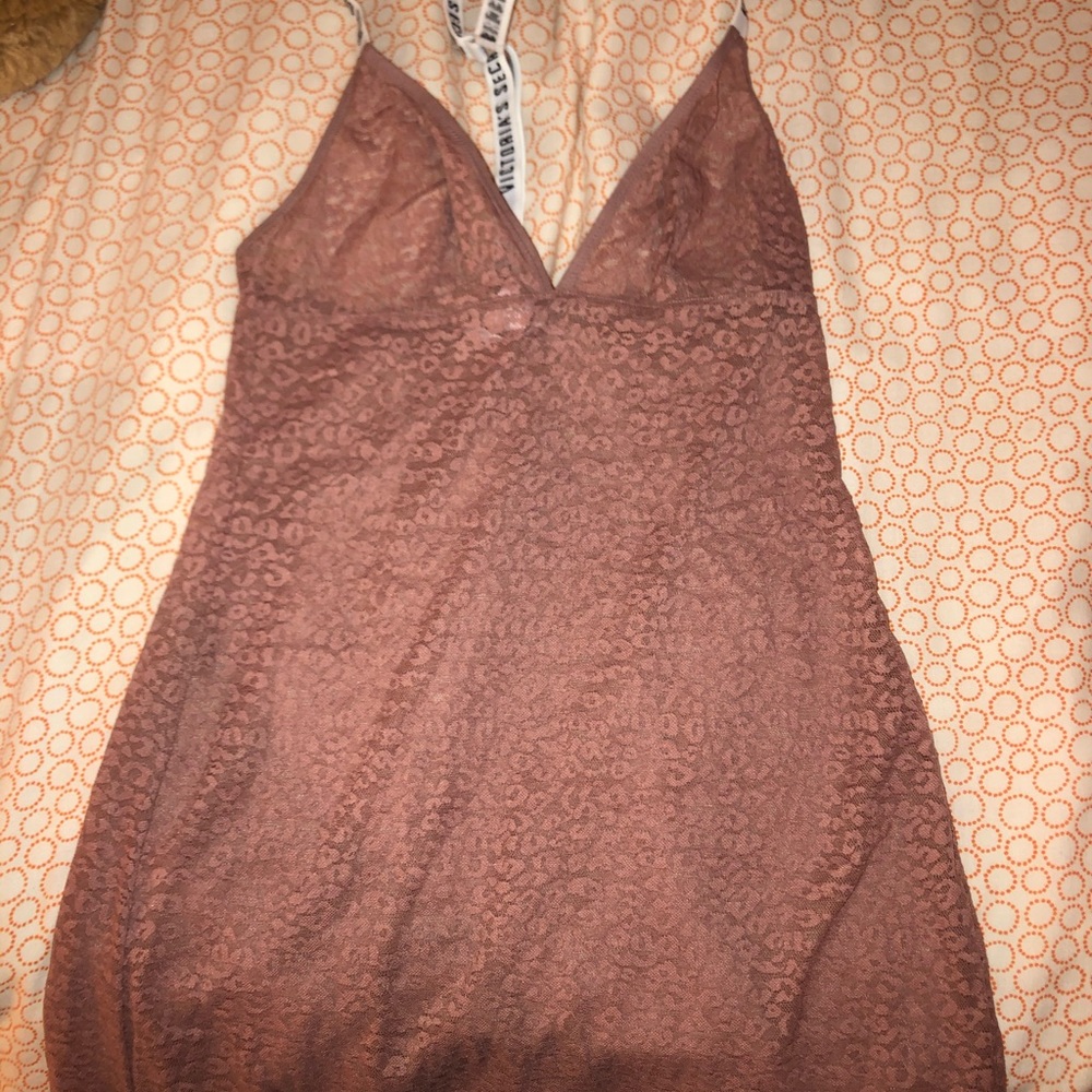 Victoria secret light pink slip
